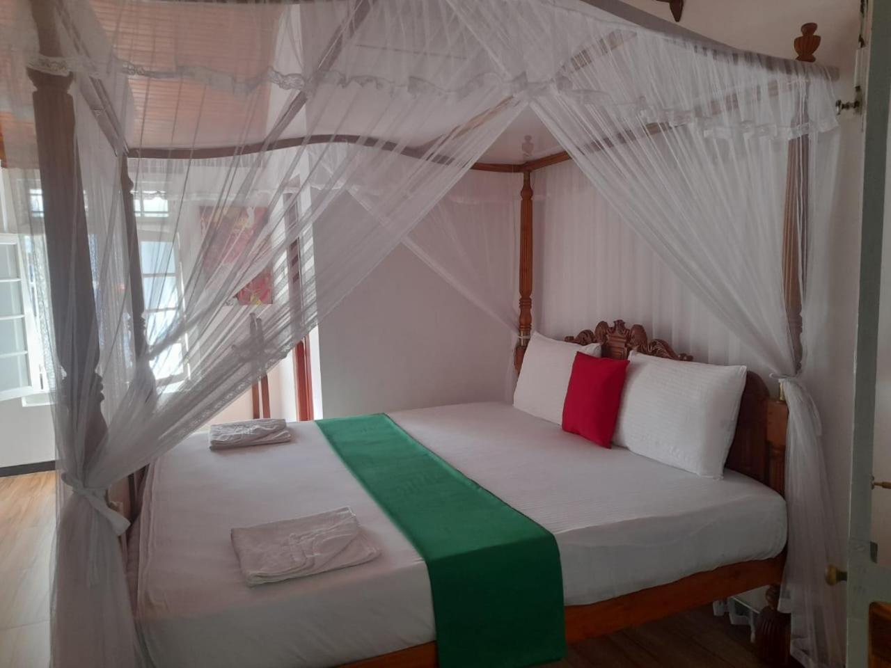 Tranquility Guest House Hikkaduwa Exterior foto